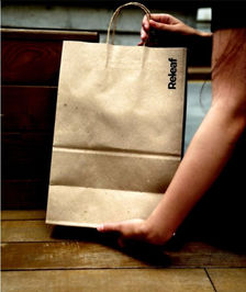 Releaf Paper, avec Uber, inaugure son usine de pâte durable près de Paris